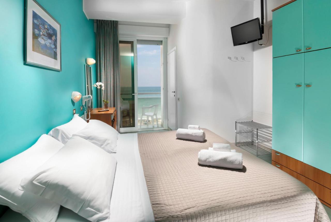 Hotel International Direttamente Sulla Sabbia Misano Adriatico Exterior foto