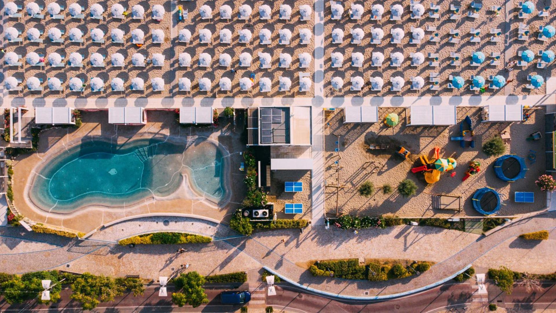 Hotel International Direttamente Sulla Sabbia Misano Adriatico Exterior foto
